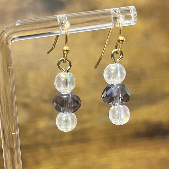 Avon Layered Necklace w/ Earrings - Picture 3 of 10